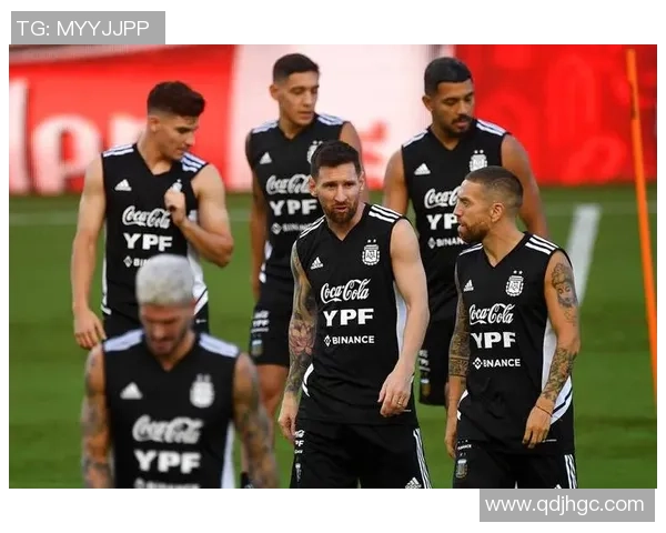 大花臂足球明星的传奇人生与场上风采揭秘